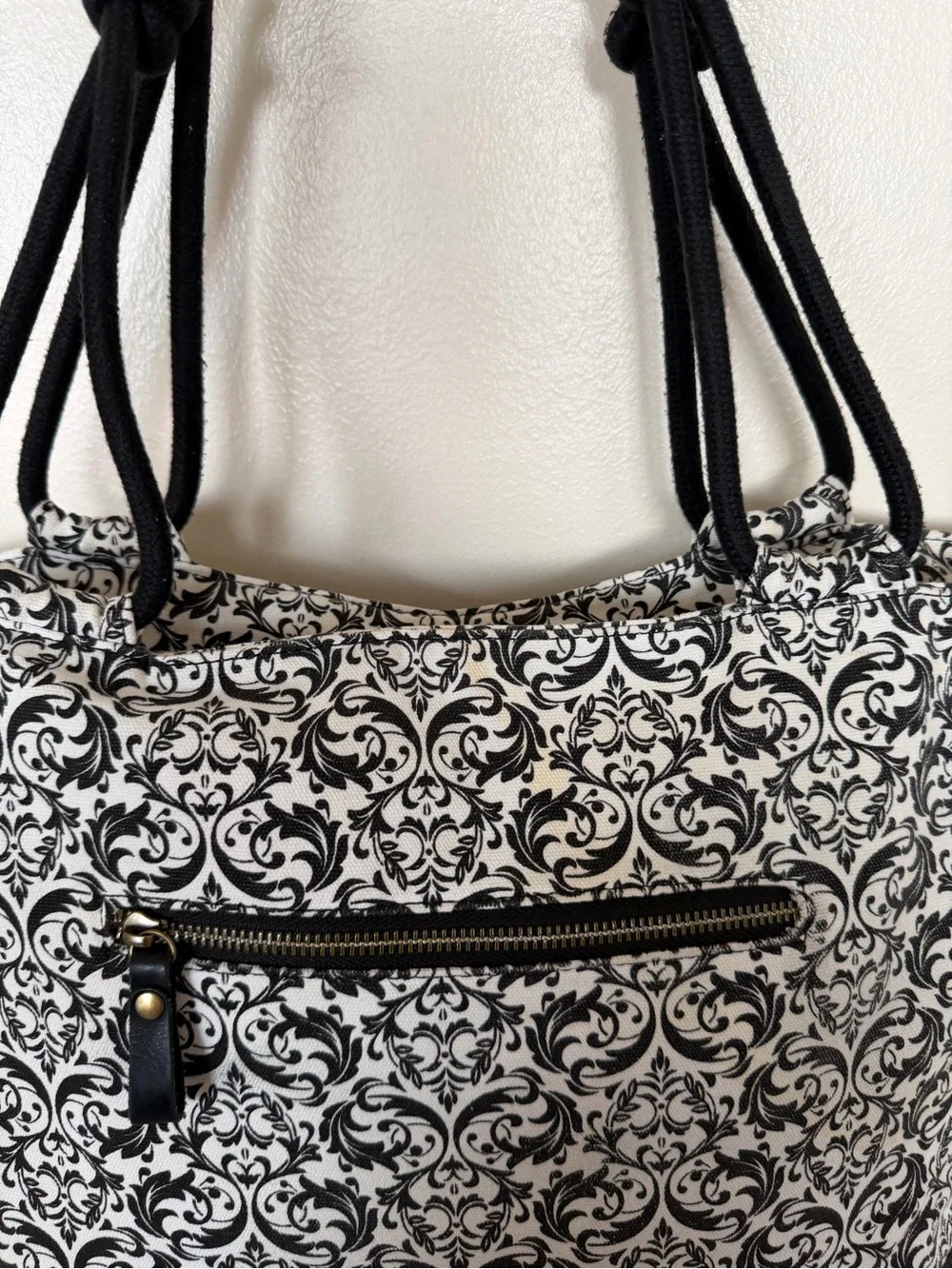 CLASSIC FARMHOUSE BAG Black & White Printed Tote Farmhouse is my Style